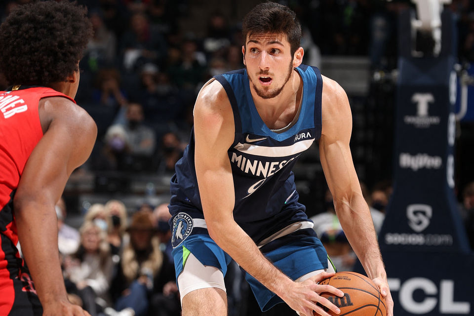 Bolmaro convirtió sus primeros dos puntos en la NBA a través de sendos tiros libres. (Fuente: AFP)