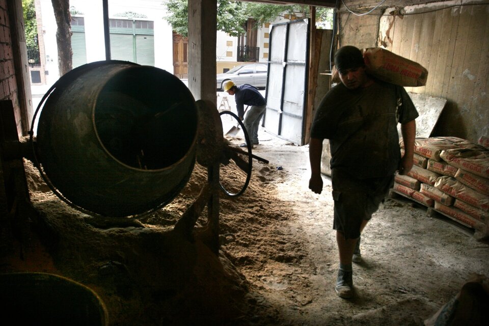 La construcción mejoró en agosto un 26,7 por ciento interanual. (Fuente: Leandro Teysseire)