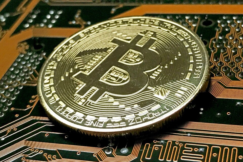 El principal estímulo para el fuerte aumento del bitcoin de las últimas semanas estuvo asociado con la autorización los reguladores norteamericanos para que se emita un ETF vinculado con este criptoactivo. 