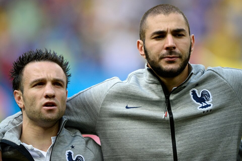 Valbuena y Benzema, cuando compartían plantel en la selección francesa (Fuente: AFP)