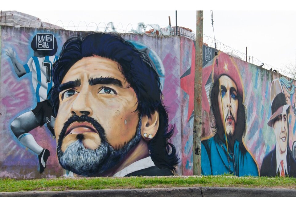 La figura de Maradona en las calles