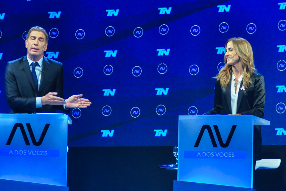 Diego Santilli y Victoria Tolosa Paz, en el debate televisivo de candidatos bonaerenses. (Fuente: Vale Ruiz)