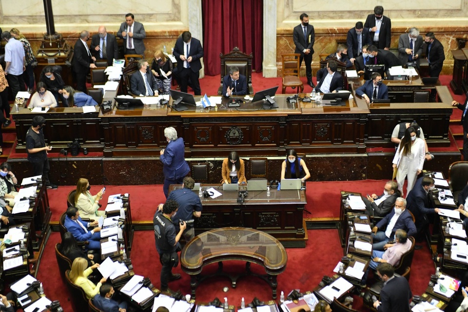 En Diputados se aprobó el proyecto de Etiquetado Frontal.