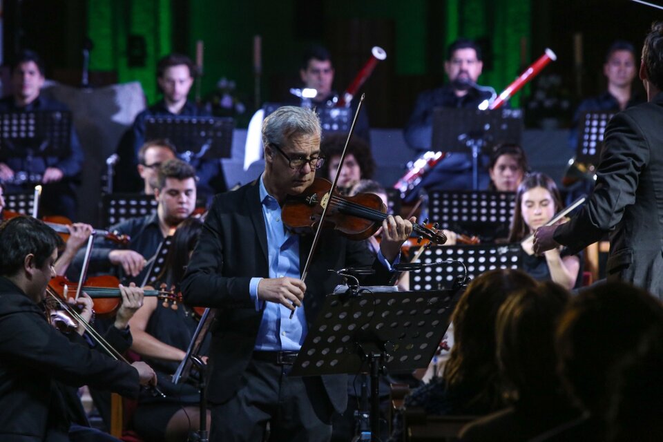 Pablo Agri brilló junto a la Filarmónica de Río Negro.