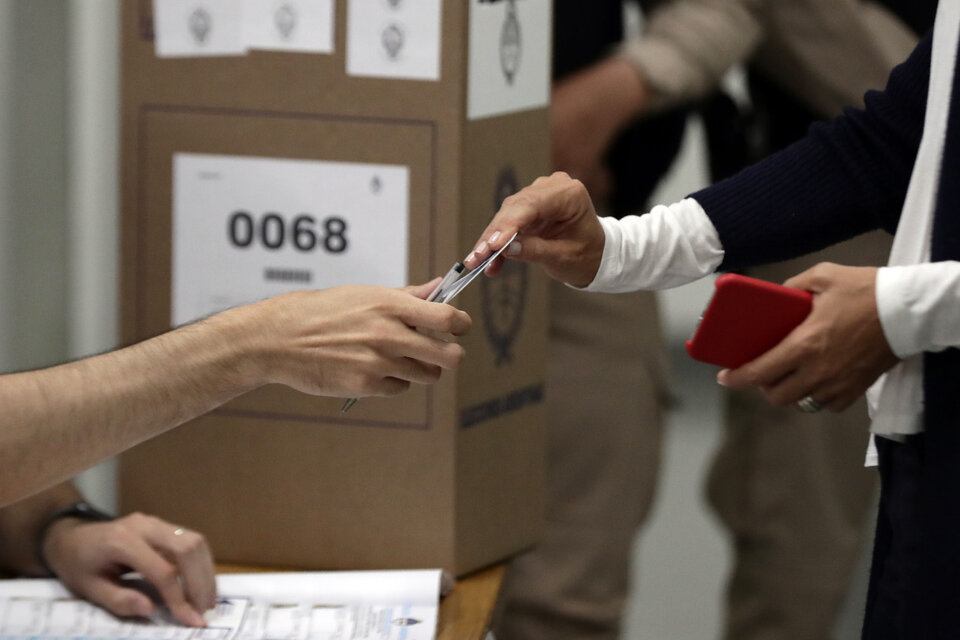 Hay varios documentos válidos para votar en las elecciones 2021. (Fuente: AFP)
