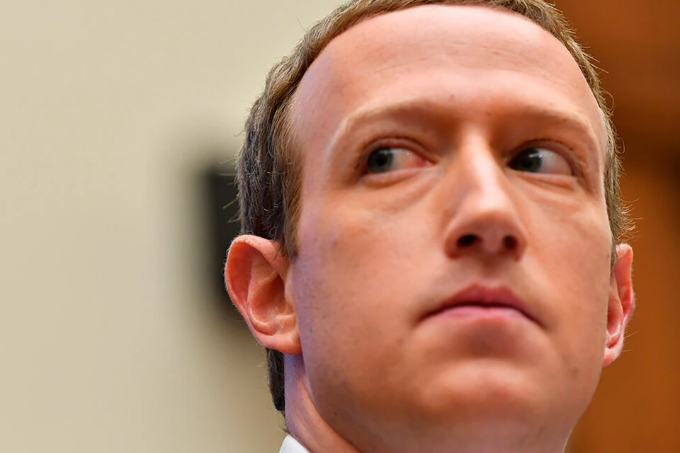 Mark Zuckerberg, principal accionista de Facebook y uno de los hombres más ricos del mundo. (Fuente: AFP)