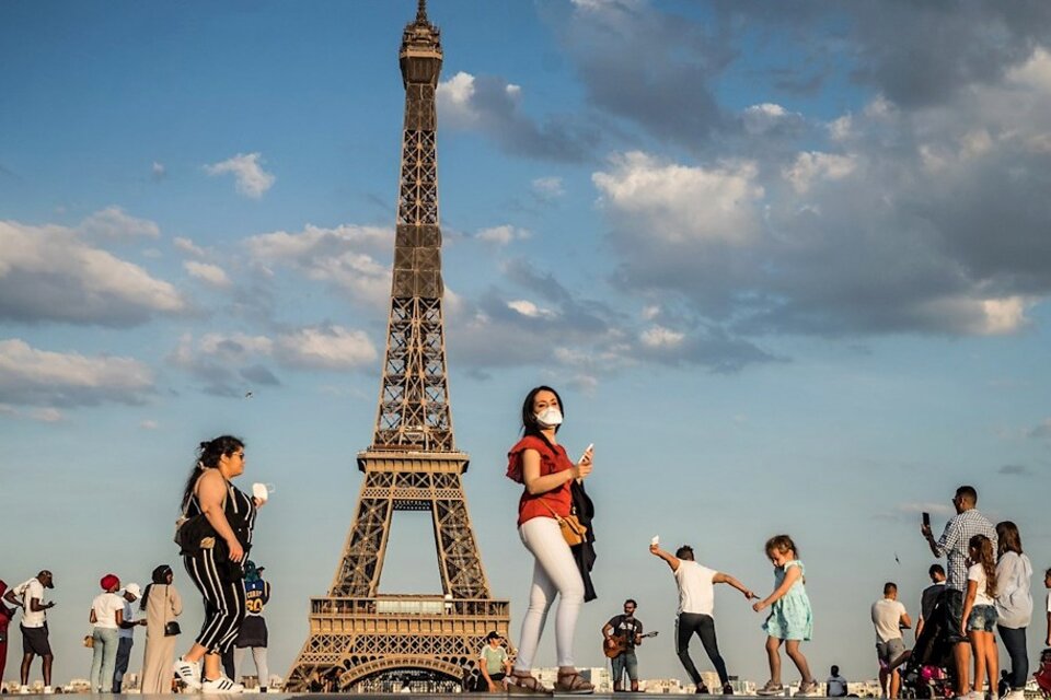 Coronavirus: La Torre Eiffel tuvo récord de visitantes en octubre (Fuente: EFE)