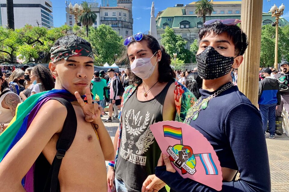 Jornada de rosca y activismo en Plaza de Mayo, a treinta años de la primera Marcha del Orgullo en la ciudad de Buenos Aires.  (Fuente: Sebastián Freire)