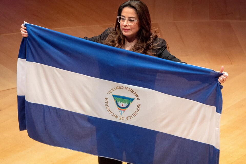 Berta Valle, esposa del detenido precandidato presidencial Félix Maradiaga. (Fuente: EFE)