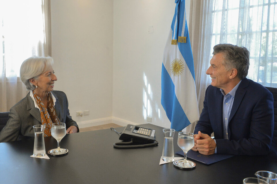 Mauricio Macri junto a la ex titular del FMI, Christine Lagarde.  (Fuente: AFP)