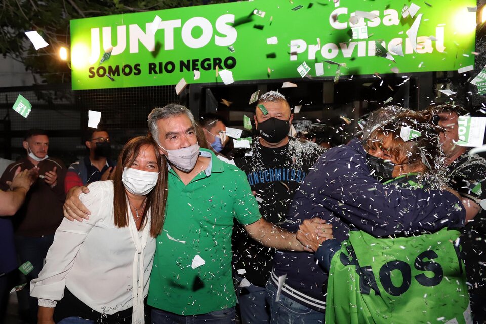 Juntos Somos Río Negro, el oficialismo provincial, se impuso con el 37,27 por ciento de los votos. (Fuente: Télam)