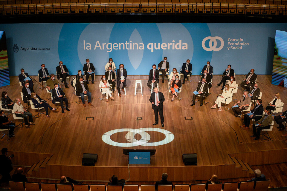 La última reunión del Consejo Económico, con el CCK como escenario. 