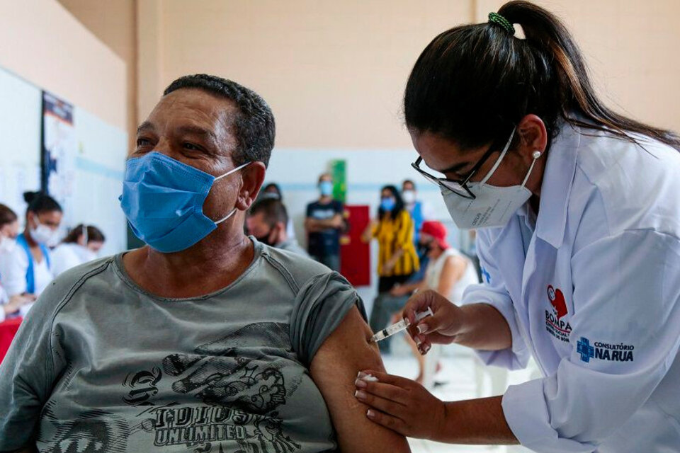 La agencia de control de medicamentos, Anvisa, todavía no autorizó la vacunación de menores de 12 años.  (Fuente: AFP)