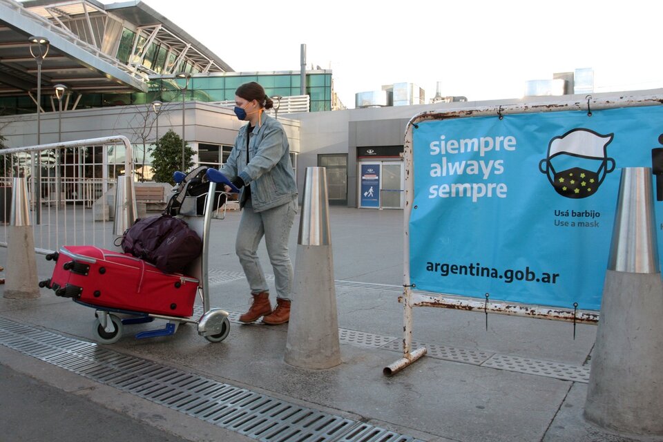 Los viajeros que llegan a la Argentina desde África deben realizar cuarentena. (Fuente: Bernardino Avila)