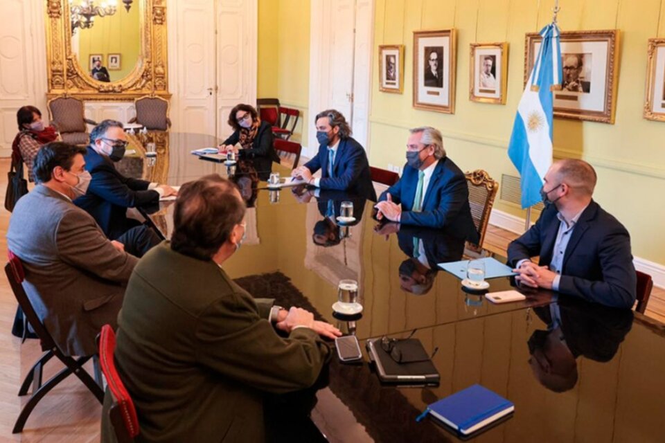 El presidente Alberto Fernández con el gabinete económico. (Fuente: Télam)