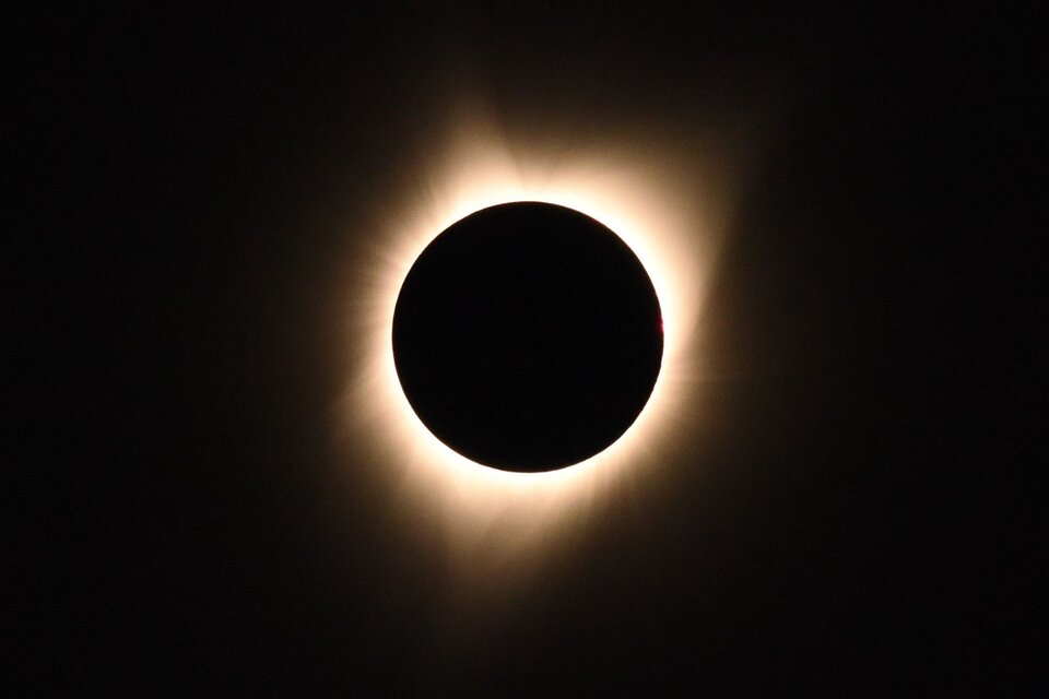Este 4 de diciembre habrá un eclipse solar en el Hemisferio Sur (Fuente: AFP)