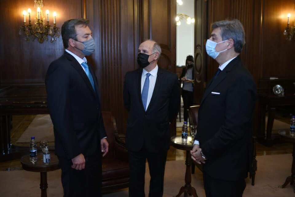 Martín Soria, junto a Ricardo Lorenzetti y el presidente de la Corte, Horacio Rosatti. (Fuente: Télam)