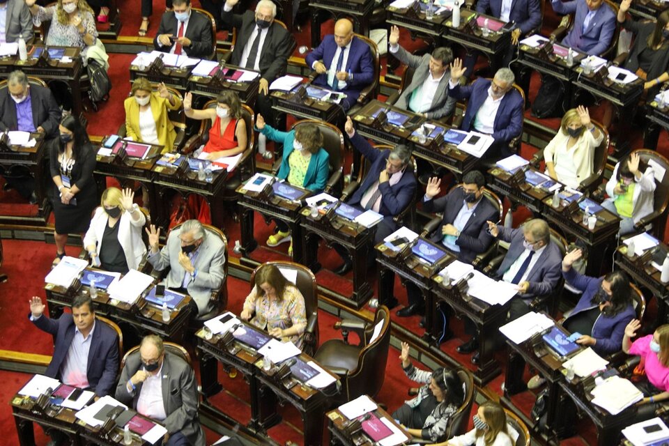 La Cámara de Diputados continuaba anoche debatiendo el proyecto de Presupuesto 2022.