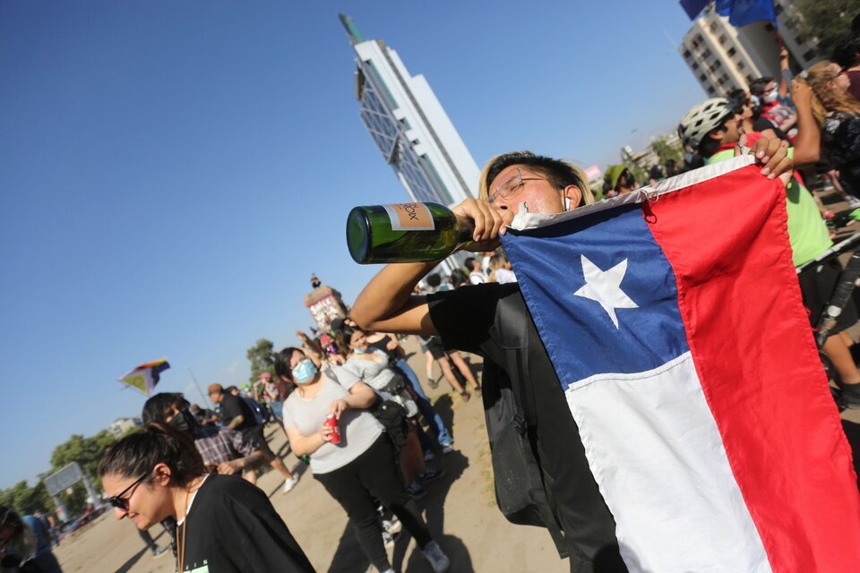 En Chile se aplica la Ley seca durante las elecciones y queda prohibida la venta de bebidas alcohólicas (Fuente: EFE)