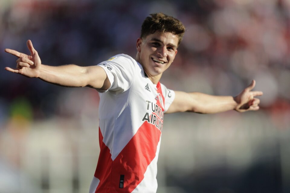Julián Alvarez, goleador implacable de River Plate. (Fuente: Fotobaires)