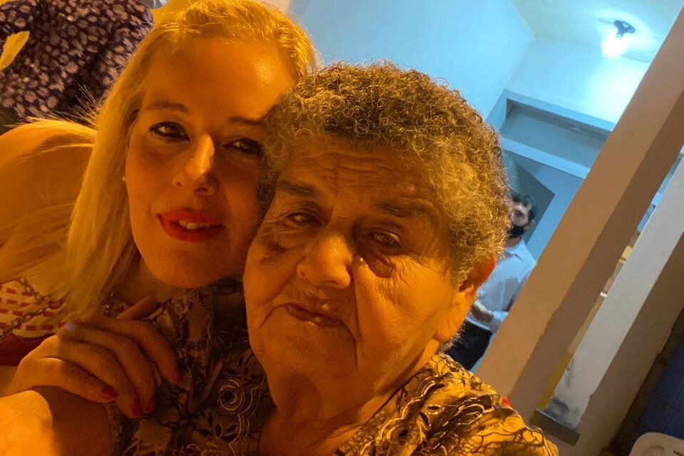 Sofía y su abuela Ramona.