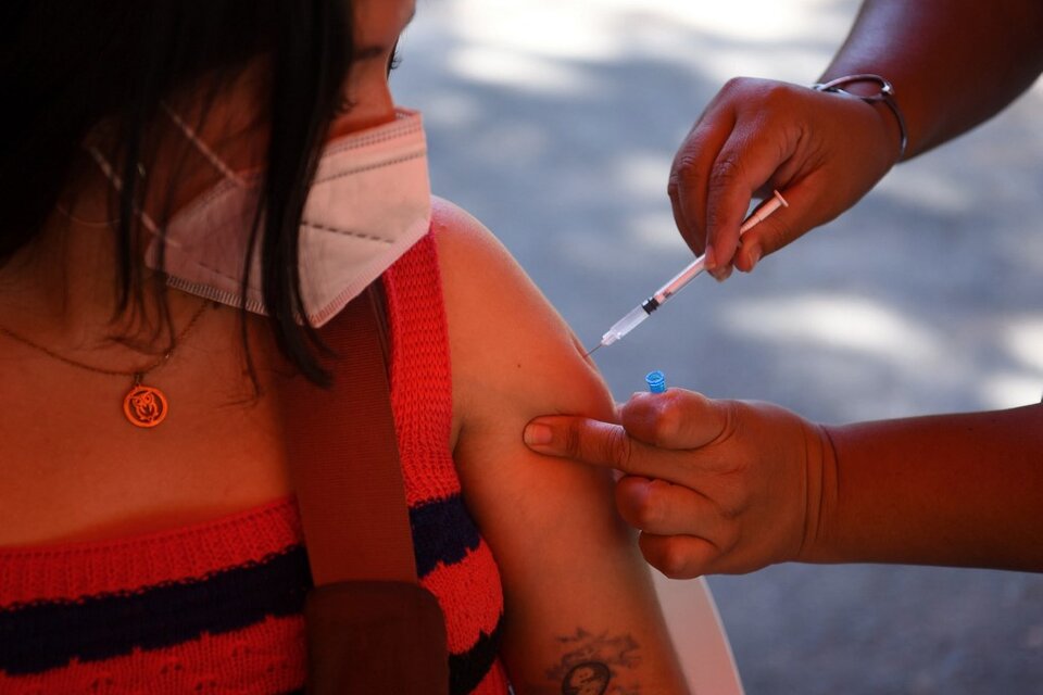 "Vacuna", la palabra del año 2021 (Fuente: AFP)