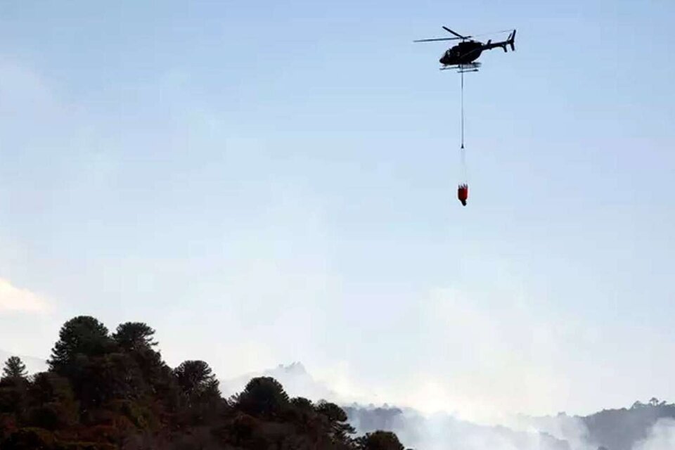Cayó en Aluminé un helicóptero que combatía los incendios en la Patagonia (Fuente: Gentileza LM Neuquén)