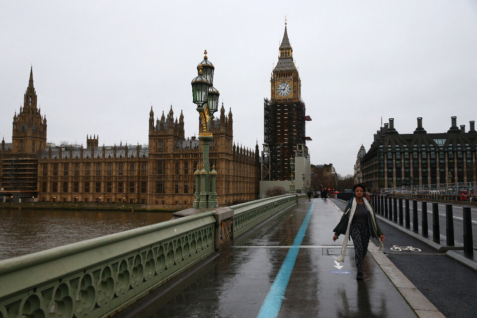 "Inglaterra tiene 20 paraísos fiscales, empezando por Londres".  (Fuente: AFP)