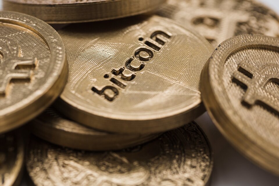 El bitcoin ya no está al margen del sistema financiero.
