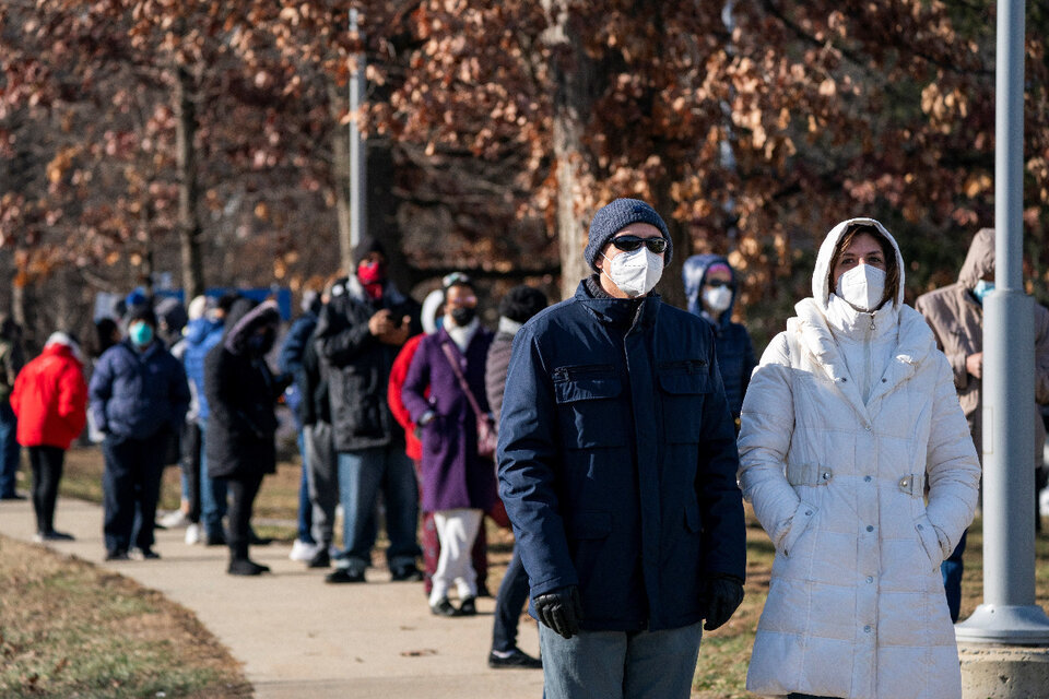 El acumulado en dos años de pandemia asciende a 312 millones de contagios. (Fuente: EFE)