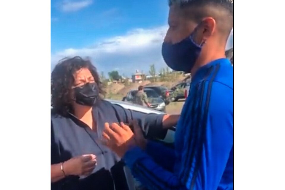 Carla Vizzotti, durante su cruce con el antivacunas.  (Fuente: Captura de pantalla)