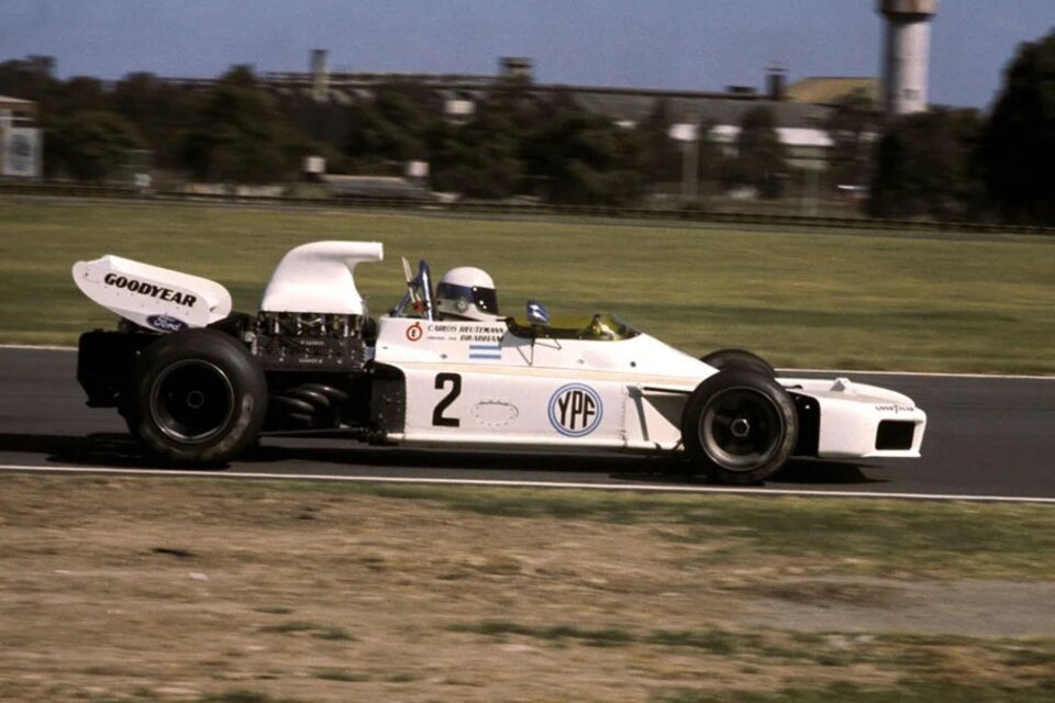 Reutemann con su Brabham BT34 en la pista de Buenos Aires en su primer Gran Premio de Fórmula 1
