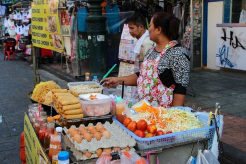 Como está regulada la venta de comida al paso en Salta 