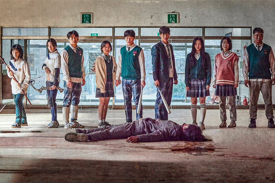 La fiebre distópica expande horizontes de la mano de Estamos Muertos, la serie surcoreana que Netflix estrena hoy.  (Fuente: Netflix Latinoamérica)