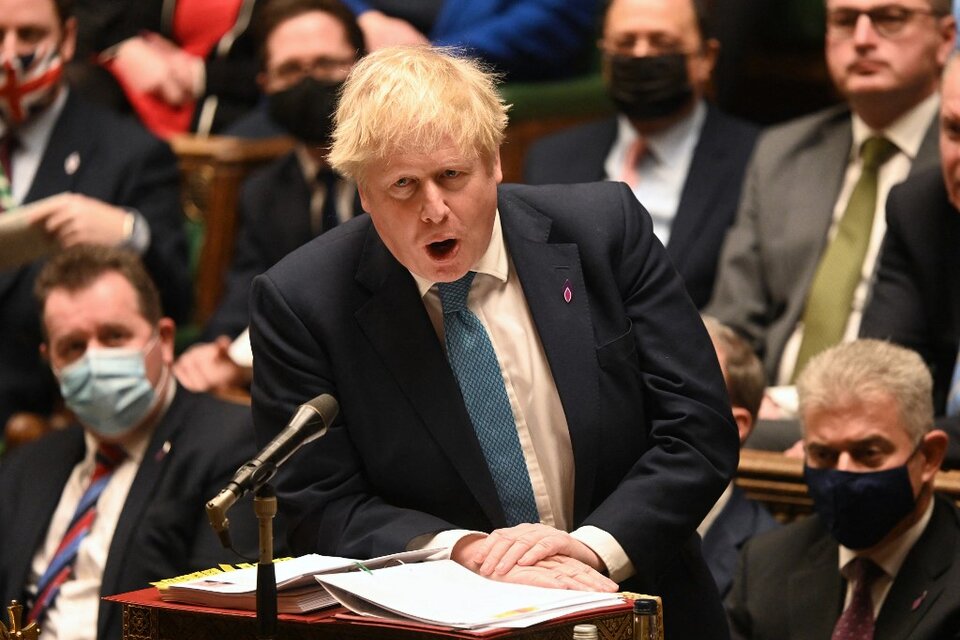 Boris Johnson durante su presentación en el Parlamento británico (Fuente: AFP)