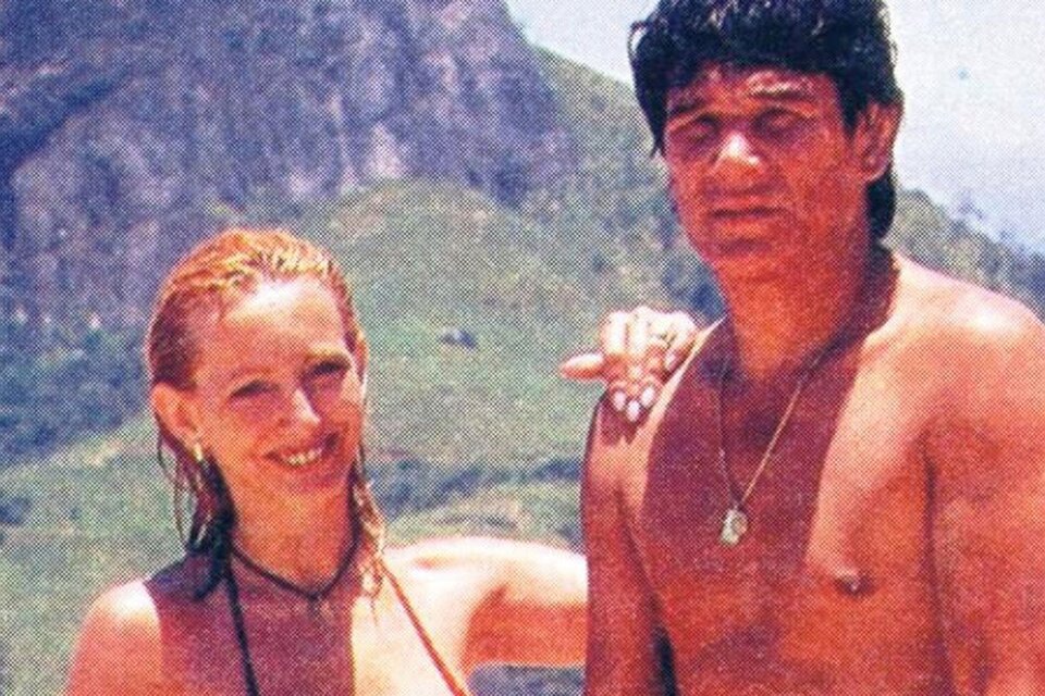 En 1988 el ex campeón mundial de boxeo Carlos Monzón asesina a su esposa Alicia Muñiz en Mar del Plata.