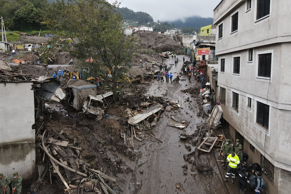 Aluvión en Ecuador: hay 22 personas muertas, 47 heridas y 20 desaparecidas (Fuente: AFP)