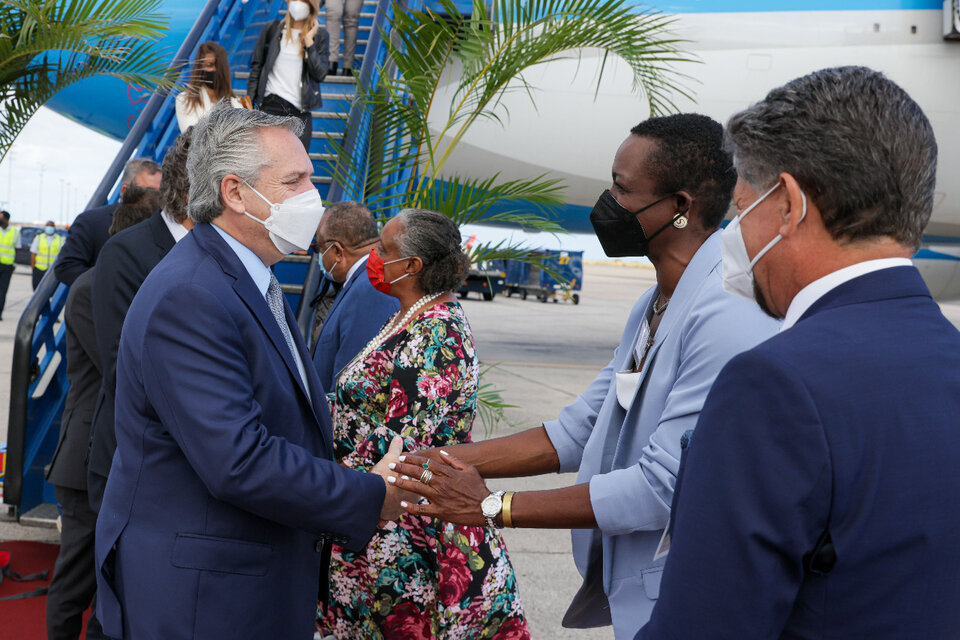 Alberto Fernández llegó a Barbados y mañana se reunirá con la primera ministra   (Fuente: Télam)