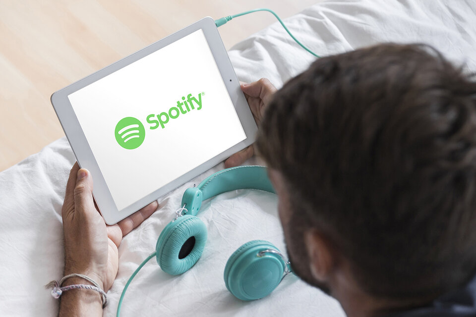 Spotify declaró una deuda de largo plazo que llega a los 1386 millones de euros.