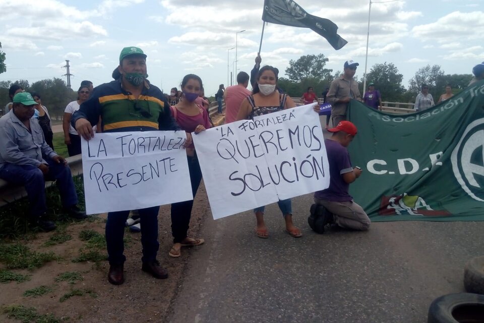 Municipales de Las Lajitas denuncian despidos recortes a sus derechos