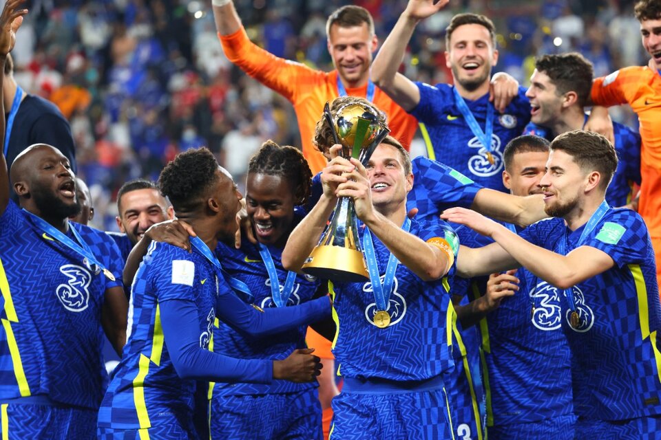 El Chelsea celebró en Emiratos Árabes Unidos su primer título del MUndial de Clubes (Fuente: AFP)