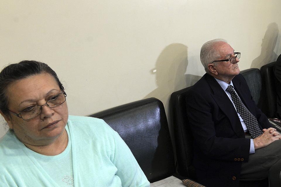María Eva Aebi y el ex juez Víctor Brusa, dos de los acusados en la causa. (Fuente: Sebastián Granata)