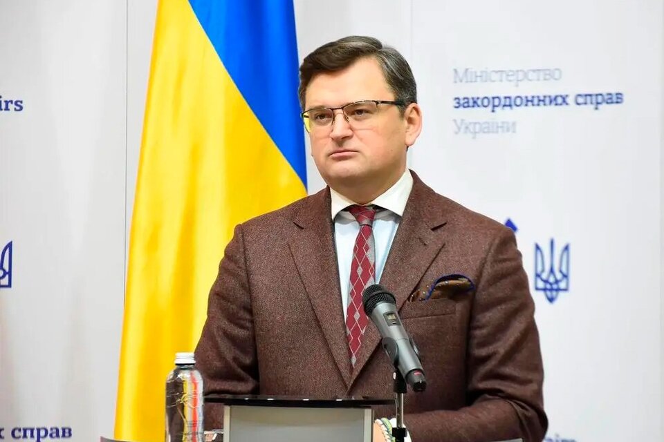 El ministro ucraniano de Exteriores, Dmitro Kuleba, denunció el ciberataque contra ministerio de Defensa y dos bancos. (Fuente: EFE)
