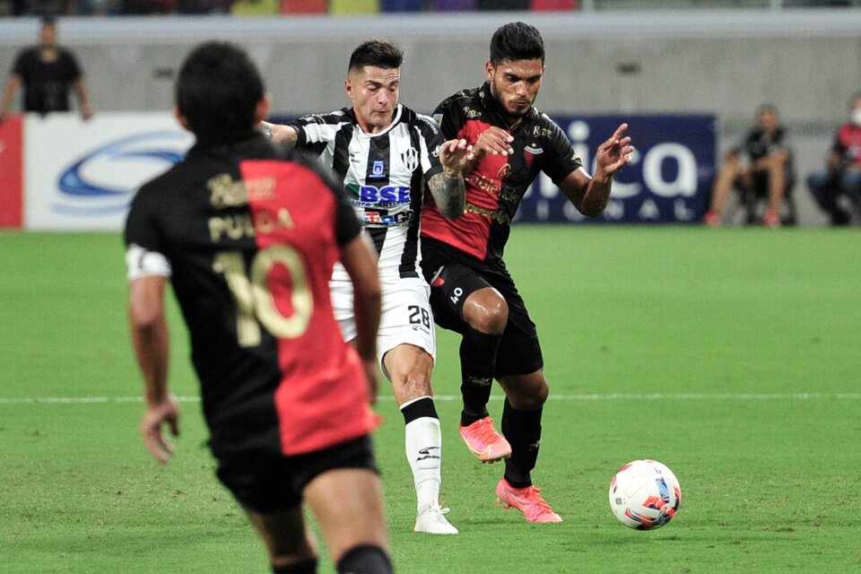 Luis Rodríguez marcó el primer gol (Fuente: Télam)