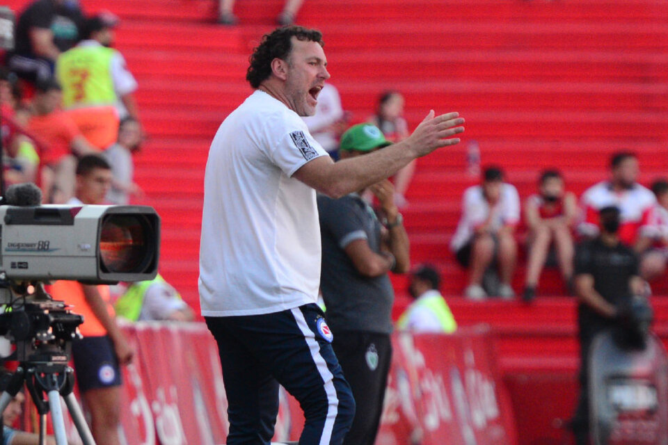 Gabriel Milito, entrenador de Argentinos Juniors (Fuente: Fotobaires)