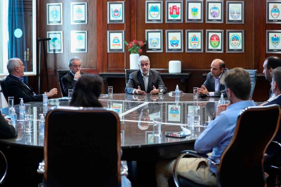 Feletti en la reunión de la semana pasada, cuando se oficializó el acuerdo.