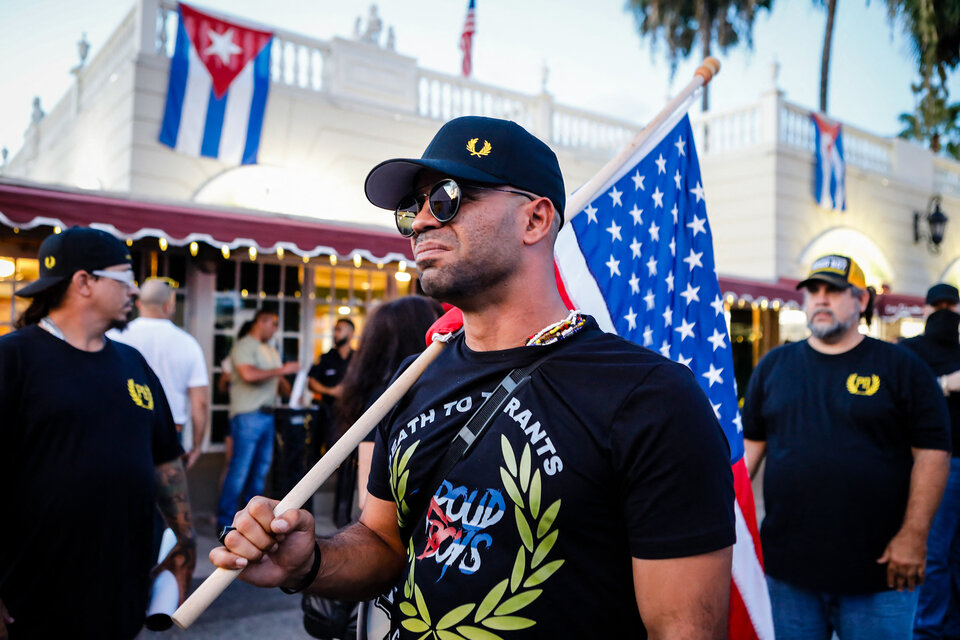 Tarrío, en julio pasado, marcha en Miami durante una protesta en contra del gobierno cubano. (Fuente: AFP)