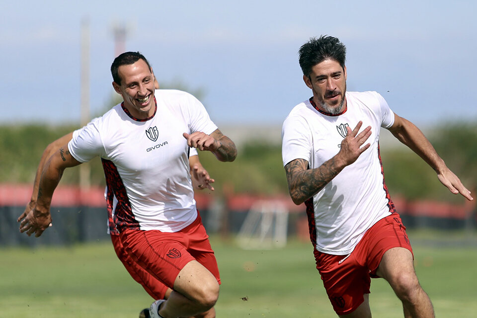 Pérez ni siquiera concentra esta noche con el plantel.