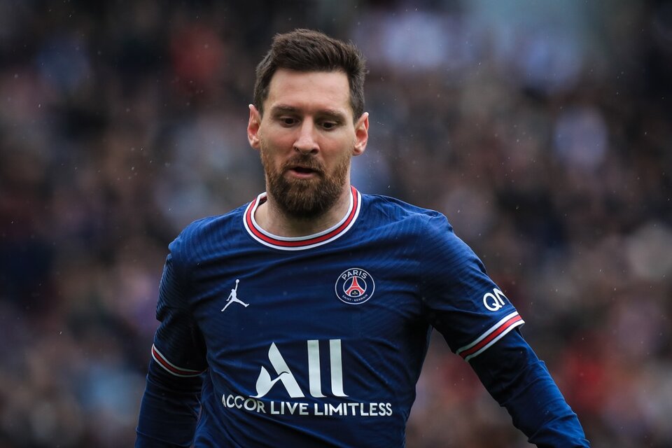 Messi fue reprobado por los hinchas en París luego de la eliminación (Fuente: EFE)