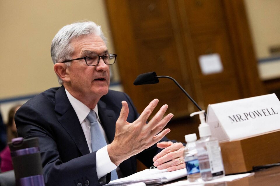 Jerome Powell, presidente de la Reserva Federal (banca central estadounidense), anunció el endurecimiento de la política monetaria, lo que impactará negativamente en la economía mundial. (Fuente: AFP)